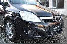 
                                                                                        Voiture
                                                                                         Opel Zafira