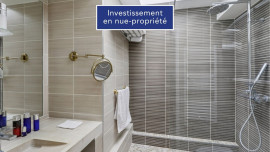 
                                                                                        Vente
                                                                                         OPPORTUNITE RARE PROCHE AV. VICTOR HUGO.