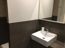 
                                                                                        Location
                                                                                         Paradis 32*