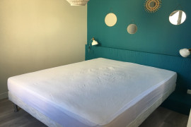 
                                                                                        Location
                                                                                         Paradis21