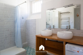 
                                                                                        Location
                                                                                         Paradise