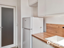 
                                                                                        Vente
                                                                                         Paris 11ᵉ grand studio 36m² rénové