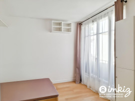 
                                                                                        Vente
                                                                                         Paris 11ᵉ grand studio 36m² rénové