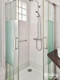 
                                                                                        Vente
                                                                                         Paris 11ᵉ grand studio 36m² rénové