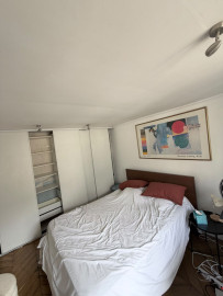 
                                                                                        Location
                                                                                         Paris 11e — Appartement 2 pièces meublé