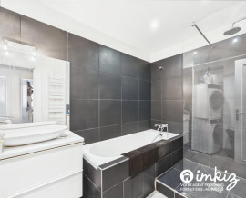 
                                                                                        Vente
                                                                                         Paris 11ème – 4P 84 m², quartier Roquette
