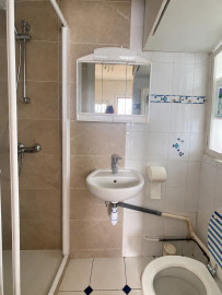 
                                                                                        Vente
                                                                                         Paris 15e – Appartement 2 pièces de 37,93 m² – Dernier étage – Cave