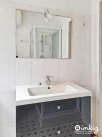 
                                                                                        Vente
                                                                                         Paris 15ème 44 m² traversant, calme et lumineux