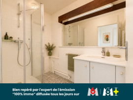
                                                                                        Vente
                                                                                         Paris 15ème - Quartier St Lambert - Appartement 2 pieces 46m2 avec terrasse - 8eme etage - calme et lumineux