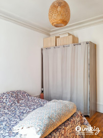 
                                                                                        Vente
                                                                                         Paris 18  3 pièces charme, balcon, calme sur cour