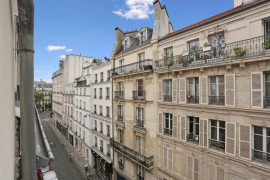 
                                                                                        Vente
                                                                                         PARIS III - PONT AUX CHOUX - MAGNIFIQUE 2 PIECES