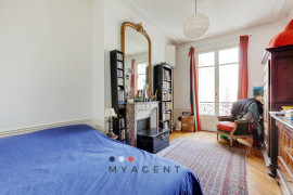 
                                                                                        Vente
                                                                                         PARIS XVI – Victor Hugo / Longchamp