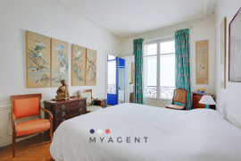 
                                                                                        Vente
                                                                                         PARIS XVI – Victor Hugo / Longchamp