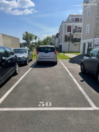 Location
PARKING SIMPLE EXTERIEUR - CHELLES