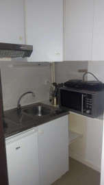 
                                                                                        Location
                                                                                         Particulier loue studio