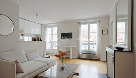 
                                                                                        Location
                                                                                         PASSY - ANNONCIATION / RAVISSANT DEUX PIECES