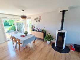 Vente
Pavillon 3 chambres, garage et jardin