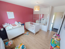 Vente
Pavillon 3 chambres, garage et jardin