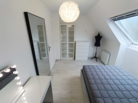 
                                                                                        Vente
                                                                                         Pavillon 3 chambres, jardin et garage