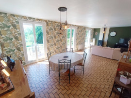 
                                                                                        Location
                                                                                         Pavillon 3 chambres, jardin Plachy