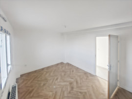 Vente
Pavillon de 2024 de 136 m², 8 pièces