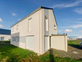 Vente
Pavillon de 2024 de 136 m², 8 pièces