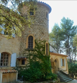 
                                                                                        Vente
                                                                                         PAYS D’AIX MAS DE CARACTERE 5,5 HA HAVRE DE PAIX