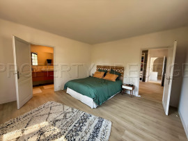 
                                                                                        Vente
                                                                                         PAYS D’AIX MAS DE CARACTERE 5,5 HA HAVRE DE PAIX