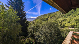 
                                                                                        Vente
                                                                                         Pelvoux : T3 à rénover, soleil et panorama