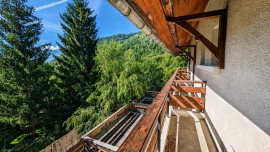 
                                                                                        Vente
                                                                                         Pelvoux : T3 à rénover, soleil et panorama