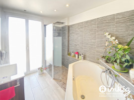 Vente
Penthouse avec belle terrasse de 70 m²