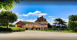 
                                                                                        Vente
                                                                                         PERIGORD DOMAINE GITES RECEPTIONS CHASSE 100 HA