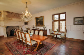 
                                                                                        Vente
                                                                                         PERIGORD NOIR DOMAINE D’EXCEPTION MARIAGES 60 HA
