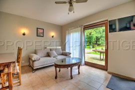 
                                                                                        Vente
                                                                                         PERIGORD PROPRIETE 23 HA GITES RIVIERE ETANG