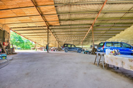 
                                                                                        Vente
                                                                                         PERIGORD PROPRIETE RURALE 10 HA ETANG