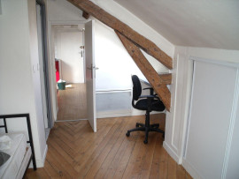 
                                                                                        Location
                                                                                         Petit f2 tranquille