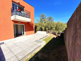 
                                                                                        Location
                                                                                         Petit studio au soleil