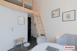 
                                                                                        Location
                                                                                         Petit studio meublé proche Mairie de Roubaix - 1596903