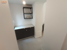 
                                                                                        Location
                                                                                         Petit T2, quartier Henriville, loyer tout compris