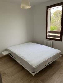 
                                                                                        Location
                                                                                         Petite maison duplex de 32 m2 extérieur de 20 m2