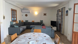Vente
PETITE VILLA AVEC PISCINE À MIDOUN DJERBA ZU