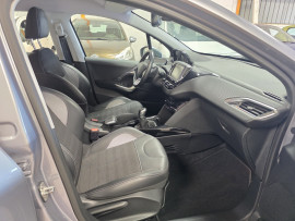 
                                                                                        Voiture
                                                                                         PEUGEOT 2008 - 1.6 Blue-Hdi 100 CV ALLURE- 5 CV