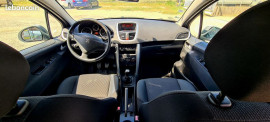 
                                                                                        Voiture
                                                                                         Peugeot 207 + 1.4 hdi 70 ch blue lion 5 portes