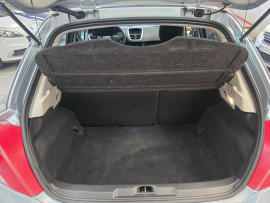 
                                                                                        Voiture
                                                                                         PEUGEOT 207 - 1.6 Hdi 110 CV PREMIUM - 6 CV