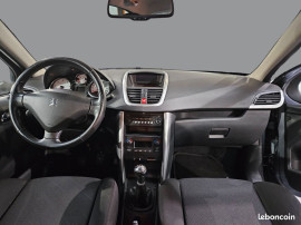 
                                                                                        Voiture
                                                                                         PEUGEOT 207 - 1.6 HDi 90 CV PREMIUM PACK - 5 CV