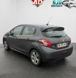 
                                                                                        Voiture
                                                                                         Peugeot 208 1.6 E-HDI 92ch - ALLURE