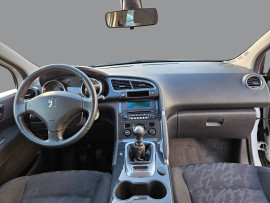 
                                                                                        Voiture
                                                                                         Peugeot 3008 - 1.6 hdi 110 cv premium - 6 cv