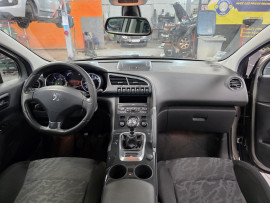 
                                                                                        Voiture
                                                                                         PEUGEOT 3008 - 1.6 HDi 110 CV PREMIUM PACK - 6 CV