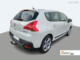 
                                                                                        Voiture
                                                                                         PEUGEOT 3008 - 2.0 HDi 150 CV FELINE - 8 CV
