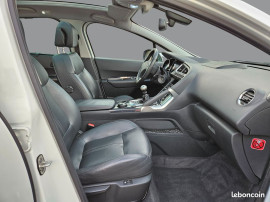 
                                                                                        Voiture
                                                                                         PEUGEOT 3008 - 2.0 HDi 150 CV FELINE - 8 CV